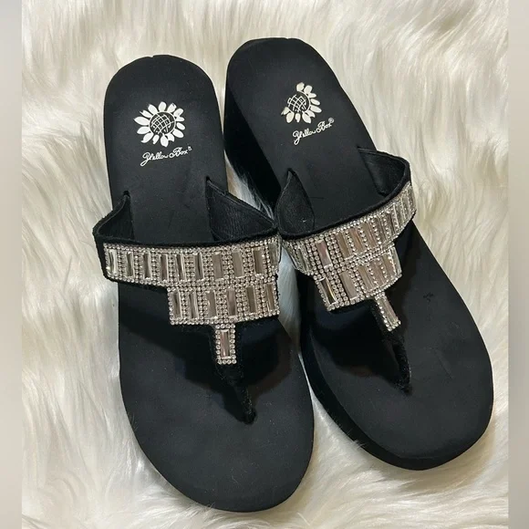 Yellow Box Alexandria Rhinestone Flip Flops Size 10 - Picture 5 of 12